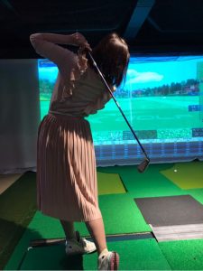 藤井 加奈子　ASGL　シミュレーションゴルフ体験